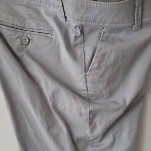Lee Women's Gray Capris